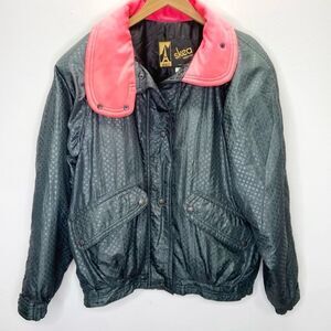 Skea Women's Black and Pink Snow Jacket